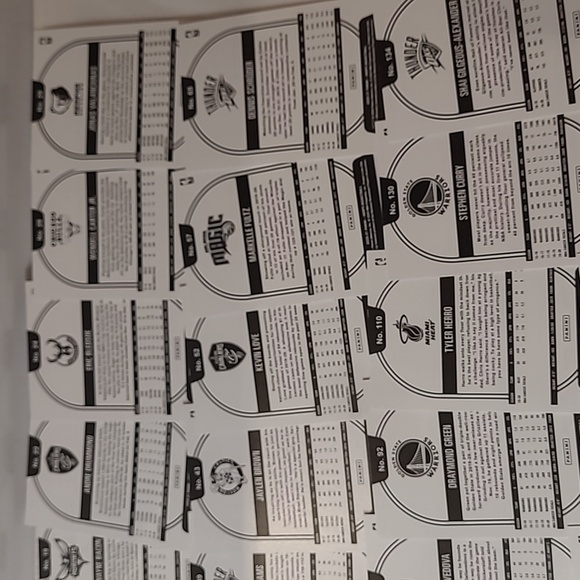 NBA HOOPS  2020-21 PANINI- HOOPS BASKETBALL Card 39 pcs - Picture 9 of 11